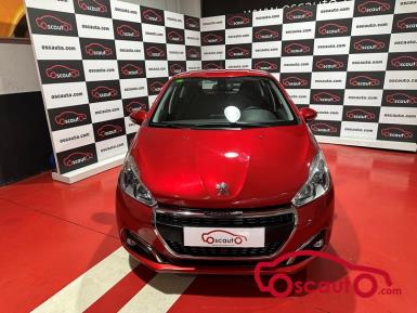 PEUGEOT 208 5P Signature 82CV