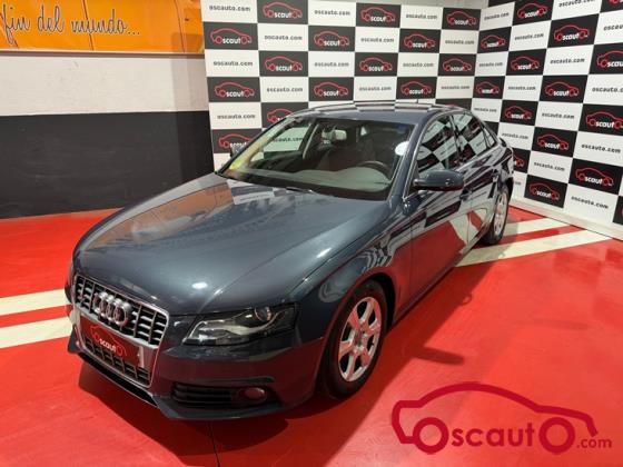 AUDI A4 2.0 136CV