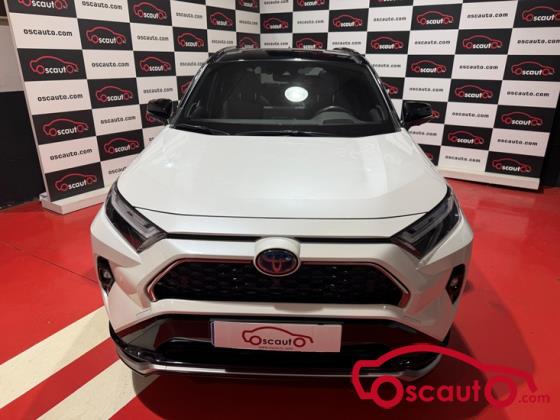 TOYOTA RAV4 2.5I STYLE PLUS