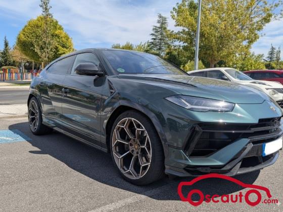 LAMBORGHINI  URUS PERFORMANTE