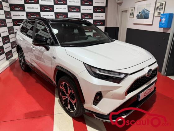 TOYOTA RAV4 2.5I STYLE PLUS
